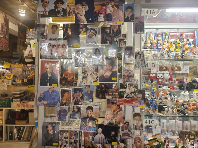 First generation K-pop artists' merchandise is sold in Pollalla Store in Hongdae, Mapo-gu, Seoul. (Jung Min-kyung/ The Korea Herald)