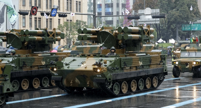 South Korea held its first large-scale military parade in 10 years to mark the Oct. 1 Armed Forces Day on Sept. 26 in central Seoul, as President Yoon Suk Yeol takes a tougher stance toward North Korea's military provocations. (Newsis)