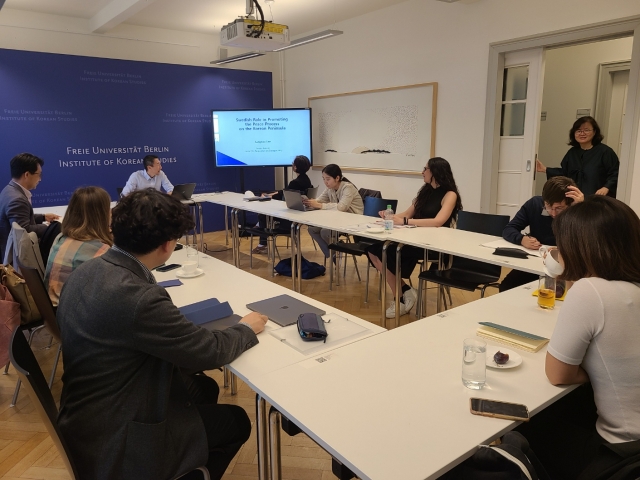 Korean Studies students across Europe partake in the annual Korean Competence Week, hosted by Free University of Berlin on Sept. 28. (Jung Min-kyung/The Korea Herald)