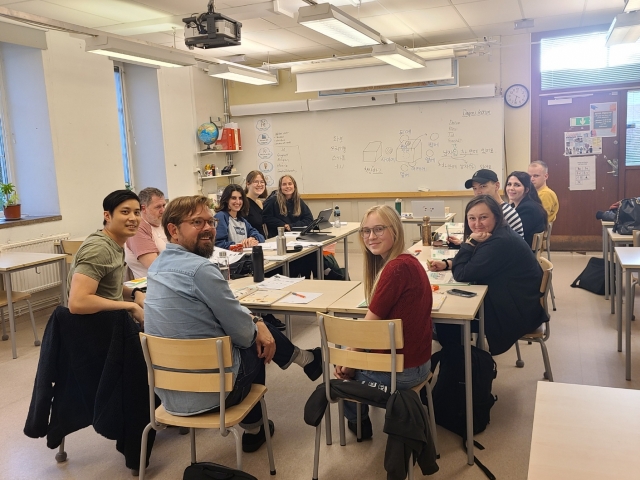 Students attend a Korean language class at the KSI Gothenburg on Sept. 21. (Jung Min-kyung/ The Korea Herald)