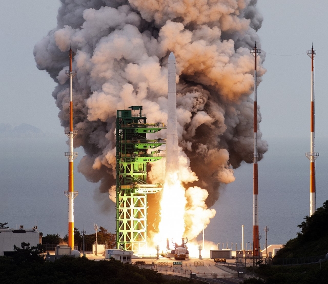 South Korea launches the homegrown Nuri rocket for the third time, on May 25, from the Naro Space Center in Goheung, South Jeolla Province. (Ministry of Science and ICT)