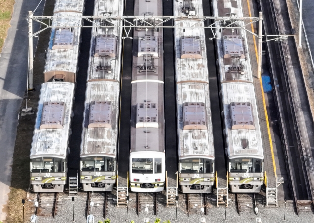 Unionized subway workers in Seoul decided to go on strike starting Thursday. (Yonhap)