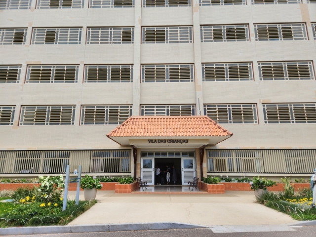 Home to some 850 girls from underprivileged families all across Brazil, the Sisters of Mary Girlstown Brasilia operates solely on donations and provides full-day care and education to students for free. (Lee Sun-young/ The Korea Herald)