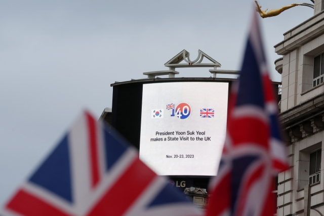 An advertisement promoting President Yoon Suk Yeol's state visit to the United Kingdom in the wake of the 140 years of bilateral relations between South Korea and the UK is posted in downtown London. (Courtesy of Yoon's office)