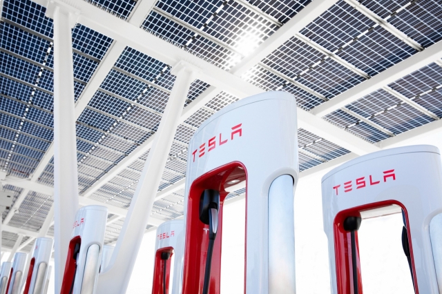 Tesla’s Superchargers (Tesla Korea)