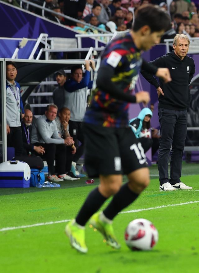 Lee Kang-in is on the field for South Korea's semifinal against Jordan in the Asian Cup at Ahmad bin Ali Stadium in Al Rayyan, Qatar, Feb. 6. (Yonhap)