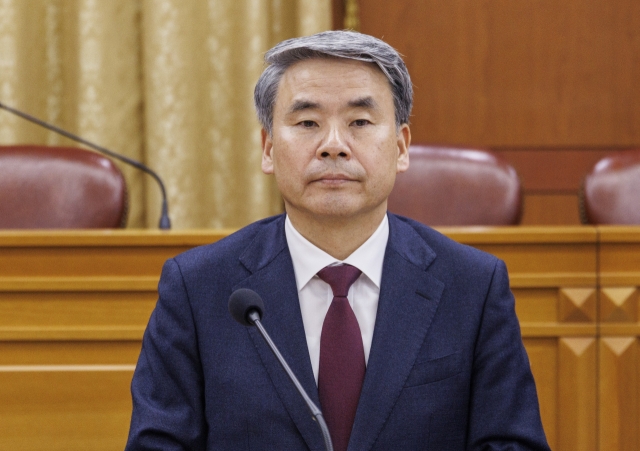 South Korean ambassador to Australia, Lee Jong-sup, attends a meeting held at the Ministry of Foreign Affairs in Jongno, central Seoul, on Monday. (Yonhap)