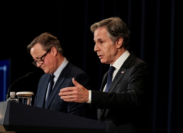 US Secretary of State Antony Blinken (Right) speaks during a meeting with British Foreign Secretary David Cameron at the State Department in Washington on Tuesday. (Yonhap-Reuters)