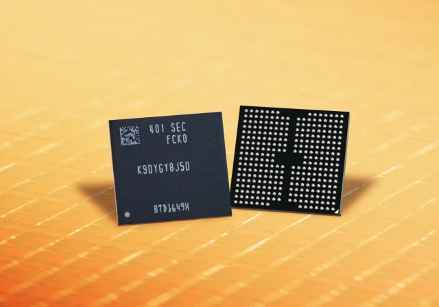 Samsung Electronics' 1-Tb triple-level cell V-NAND (Samsung Electronics)