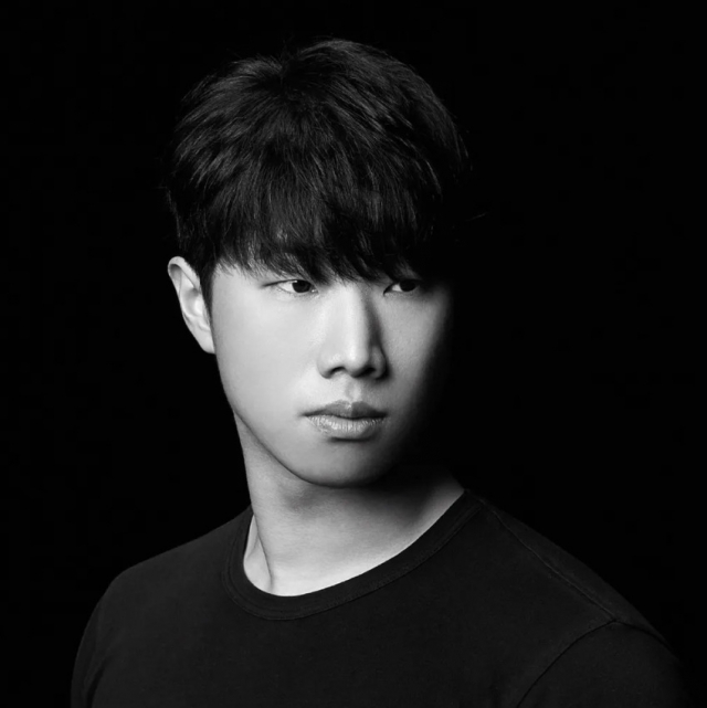 Kim Jin-ho of SG Wannabe (Melon)