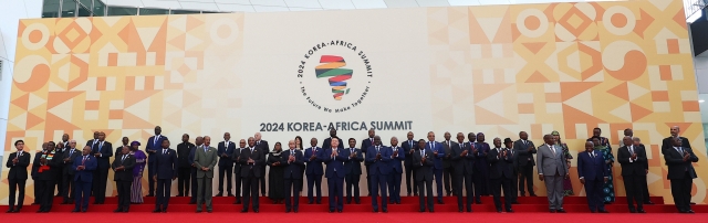 South Korean President Yoon Suk Yeol poses with African leaders at the 2024 Korea-Africa Summit on Tuesday. (Yonhap)