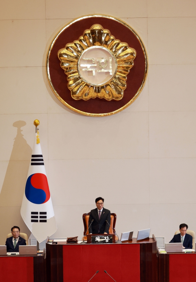 Rep. Woo Won-shik, a five-time Democratic Party of Korea lawmaker, was elected speaker of the National Assembly for the new term on Wednesday. (Yonhap)