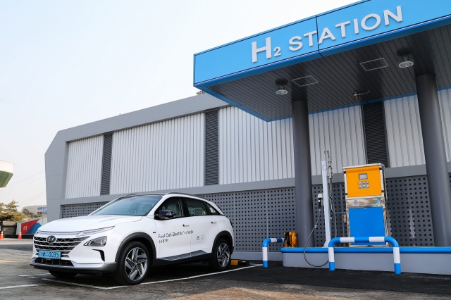 Hyundai Motor Company's hydrogen-powered vehicle Nexo is parked at a charging station. (Hyundai Motor Company)