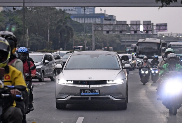 Hyundai Motor's Ioniq 5 on the road in Indonesia (Hyundai Motor Group)