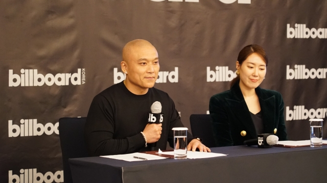 Billboard President Mike Van (left) speaks at a press conference for the company's launch in Seoul, April 15. (Billboard Korea)