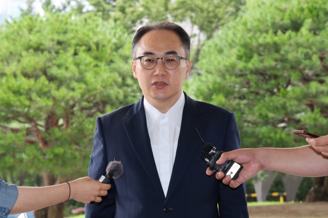 Prosecutor General Lee One-seok speaks to reporters at the Supreme Prosecutors Office in Seoul on Friday. (Yonhap)