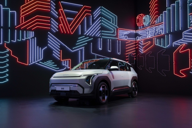 The Kia EV3, an entry-level electric vehicle showcased at the Busan International Mobility Show last month, runs on advanced nickel-manganese-cobalt batteries from the new HLI Green Power plant in Indonesia -- a collaboration between Hyundai Motor Group and LG Energy Solution. (Kia)