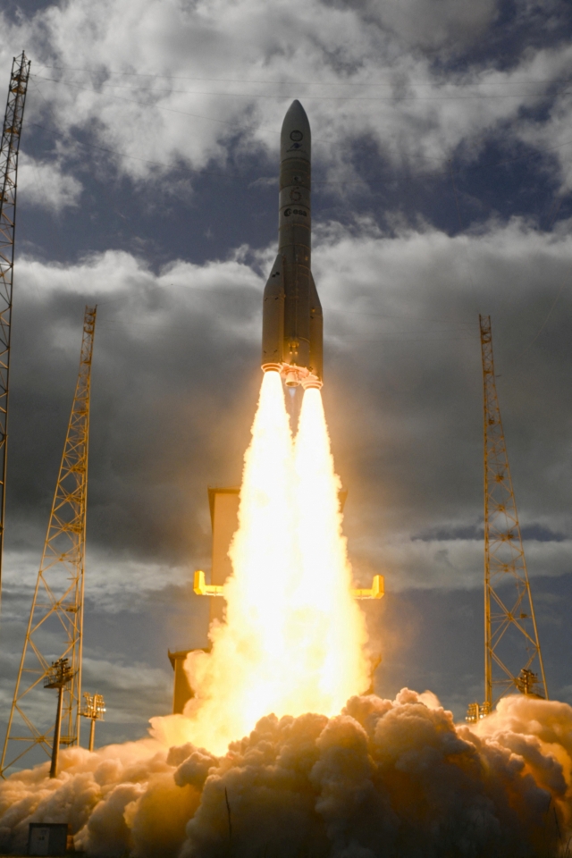 Europe's Ariane 6 rocket takes off, in Kourou, French Guiana, Tuesday. (European Space Agency/Reuters-Yonhap)