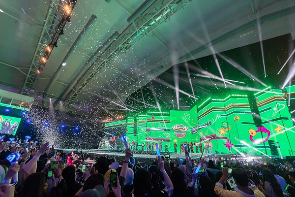 Fans take in a K-pop performance at KCON Saudi Arabia 2023 in Boulevard Riyadh City, Saudi Arabia, Oct. 6, 2023. (CJ ENM)