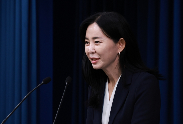 Jeong Hey-jeon, new spokesperson for President Yoon Suk Yeol, speaks to reporters in Seoul on Monday. (Yonhap)