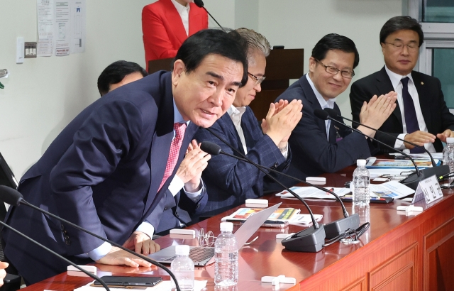 This file photo shows Tae Yong-ho, attending a seminar on the three principles of nuclear armament on July.1. (Yonhap)