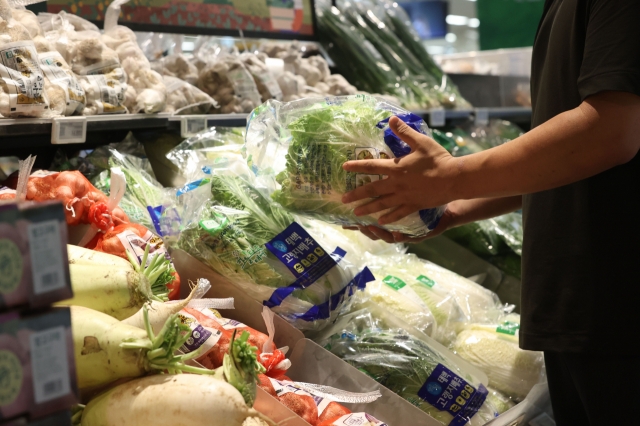 A shopper is seen at a grocery store in Seoul on July 24. (Yonhap)