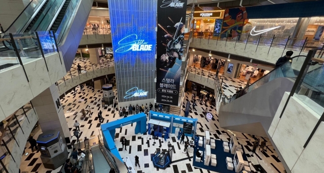 Shift Up hosted the premiere event for its AAA action-adventure game, “Stellar Blade,” on April 26 at Seoul’s IFC Mall in Yeouido, featuring a life-sized sculpture of the game’s protagonist, EVE, alongside gaming stations, a photo booth, and exclusive fan merchandise available for attendees. (Shift Up)