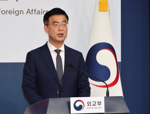 Foreign ministry spokesperson Lee Jae-woong speaks during a regular press briefing at the ministry building in Seoul on Tuesday. (Yonhap)