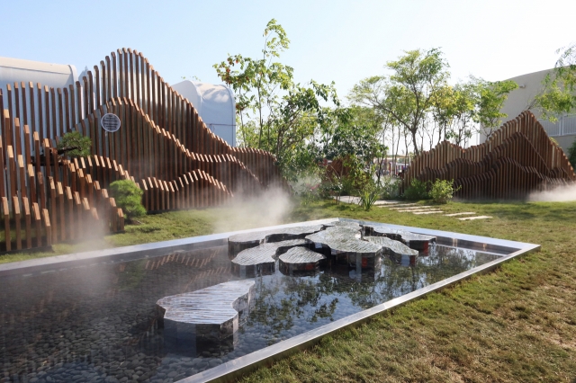 A Korean-style garden is displayed at the International Horticultural Expo in Doha, Qatar, in October 2023. (Korea Arboreta and Gardens Institute)