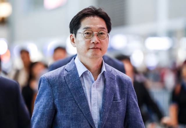 Former South Gyeongsang Governor Kim Kyoung-soo (Newsis)