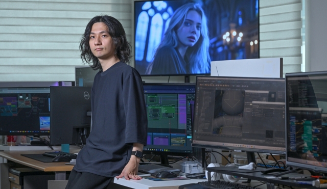 AI film director Kwon Han-sl poses for a photo at his office in Seoul, July 22. (Im Se-jun/The Korea Herald)