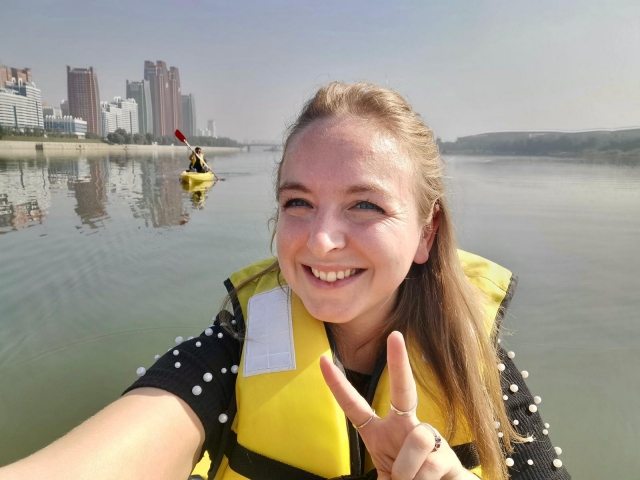 British traveler Zoe Stephens takes a selfie while kayaking on the Taedong River in 2019. (Zoe Stephens)