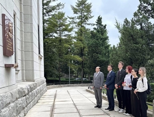 This undated photo shows Russian university students visiting North Korea for a language program. (Telegram channel of the Russian Embassy in Pyongyang)