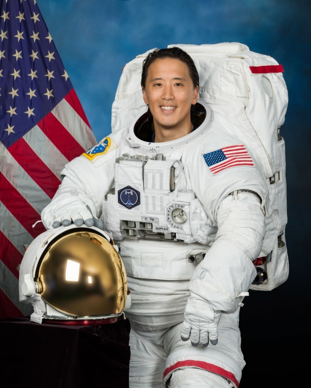 Jonny Kim (NASA)