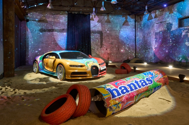 A Bugatti Chiron, wrapped in webtoon artist Kian84's iconic art design, was featured during his solo exhibitions in Seoul and Busan in March, as part of Hankook Tire's 