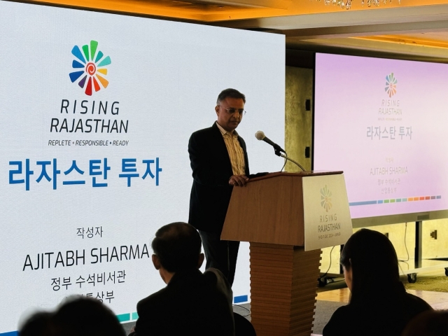 Ajitabh Sharma Prinicipal Secretary at Rajastan Government speaks at a roadshow of the Rising Rajasthan investors’ meet at Lotte Hotel in Jung-gu, Seoul on Monday. (Sanjay Kumar/ The Korea Herald)