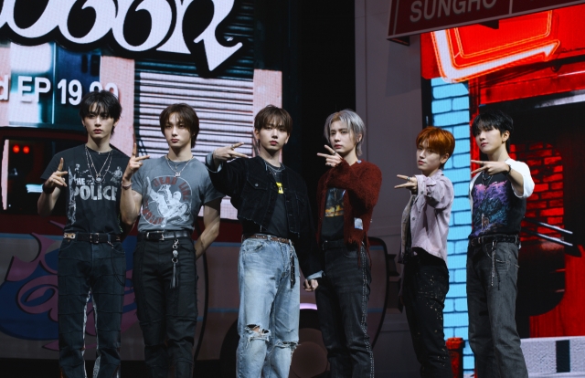 From left: Boynextdoor members Taesan, Sungho, Jaehyun, Leehan, Riwoo and Woonhak pose for a photo during a press conference held at the Blue Square Mastercard Hall in Yongsan-gu, Seoul, Monday. (Kwon Min-seo/The Korea Herald)