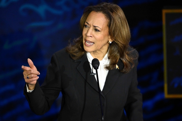 US Vice President Kamala Harris, the Democratic presidential nominee, speaks during a presidential debate with former US President Donald Trump, the Republican presidential nominee, at the National Constitution Center in Philadelphia, Tuesday. (AFP)