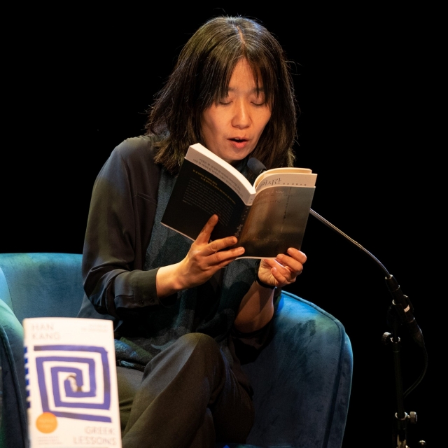 Han Kang reads from 