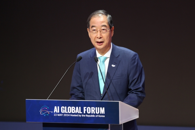 Prime Minister Han Duck-soo speaks during an opening ceremony for the AI Global Forum in Seoul, in this May 22. (Yonhap)