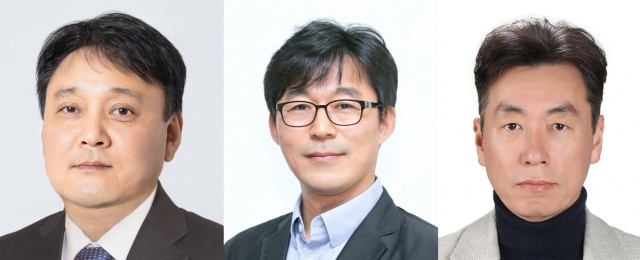 (from left) SK Energy President Kim Jong-hwa, SK Geocentric President Choi An-seop and SK IE Technology President and CEO Lee Sang-min (SK Innovation)