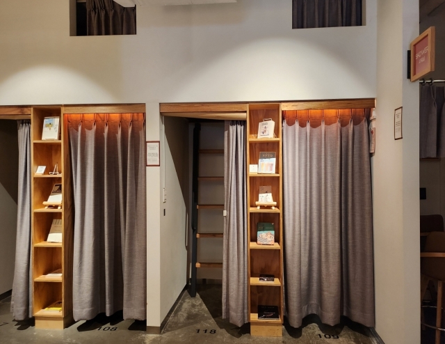 Private rooms at Book and Rest (Lee Jung-youn/The Korea Herald)