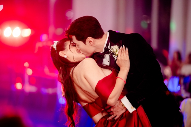 Rebecca Nour, a Lebanese American influencer, and her husband, David Yang from South Korea, share a kiss during their wedding in Wonju, Gangwon Province, on Oct. 5. (Rebecca Nour)