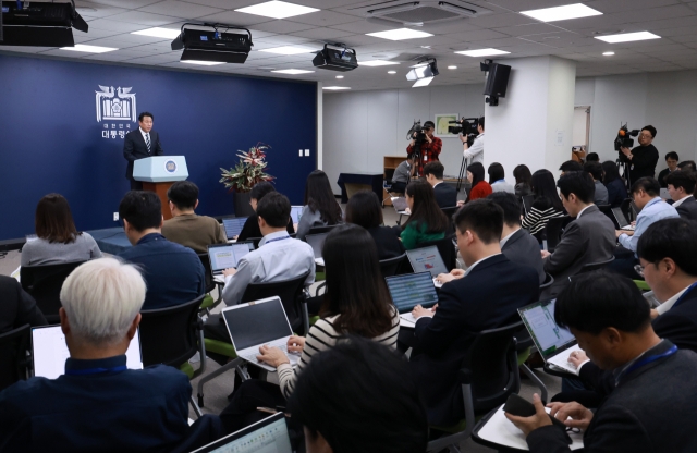 Principal Deputy National Security Adviser Kim Tae-hyo is seen holding a press briefing at President Yoon Suk Yeol's office in Seoul on Wednesday. (Yonhap)