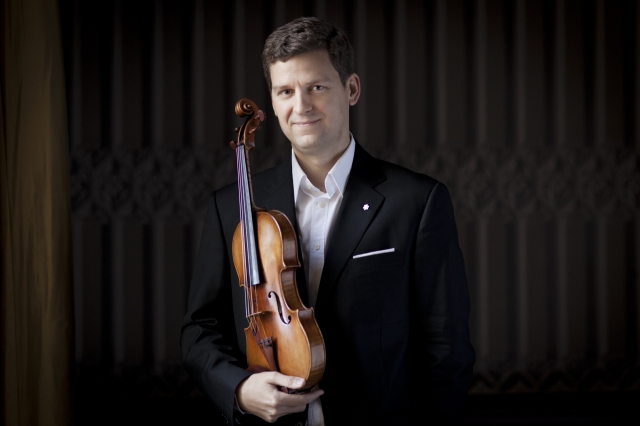 Canadian violinist and violist James Ehnes (Bucheon Arts Center)