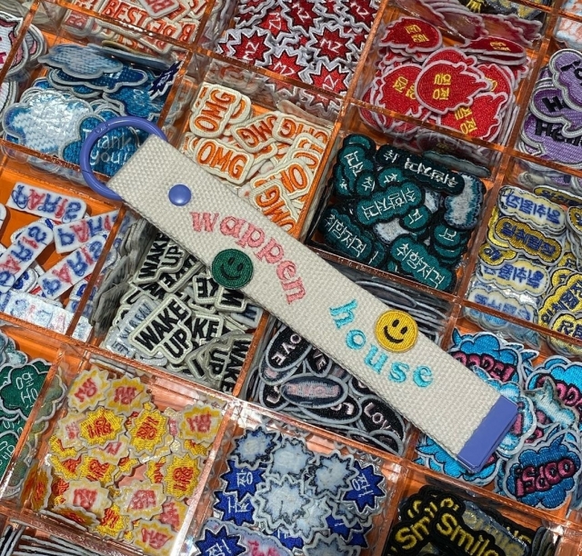 Colorful patches at Wappen House located in Jongno-gu, Seoul (Wappen House official Instagram)