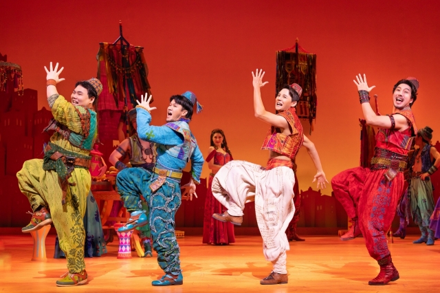 Kim Jun-su as Aladdin (third from left) (S&CO)