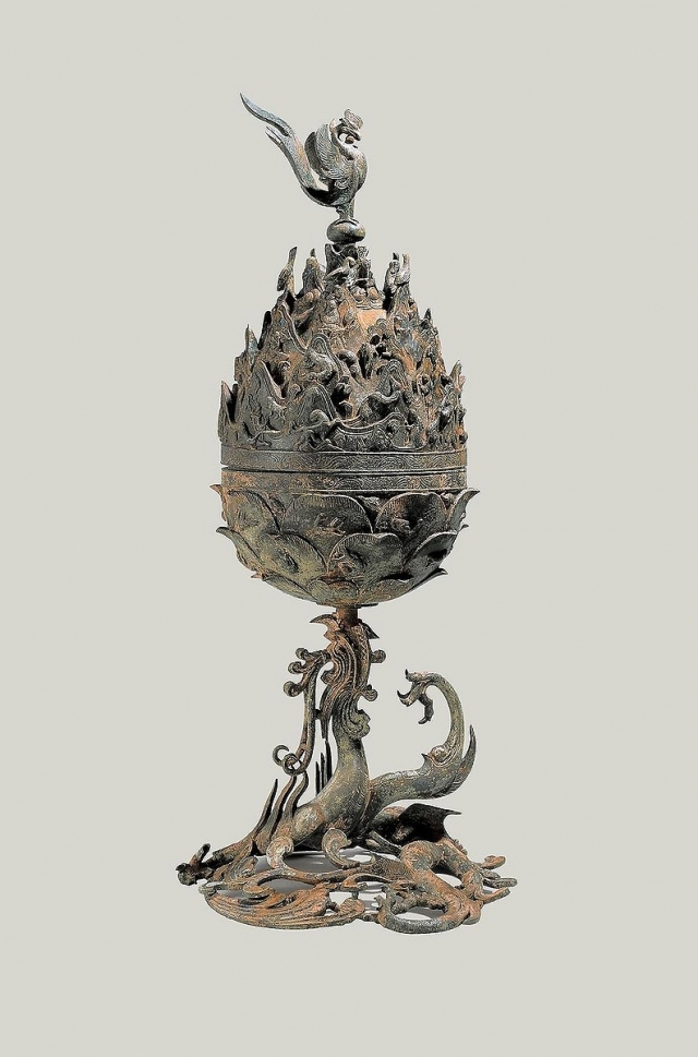 Baekje Gilt-bronze Incense Burner. (Buyeo National Museum)