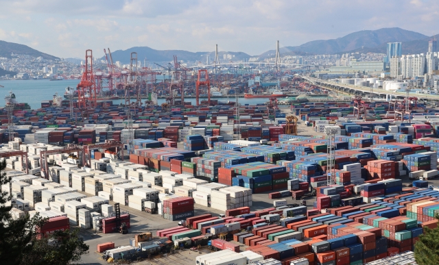 Containers are stacked at Busan Port in the southeastern city of Busan on Nov. 29. (Yonhap)