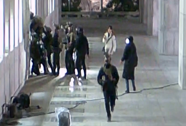 This surveillance footage revealed by the National Assembly shows armed troops deployed at the parliament compound on Dec. 4. (National Assembly)